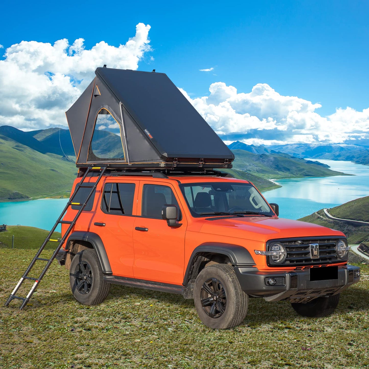 GWM TANK 300 2-Person Roof Tent.