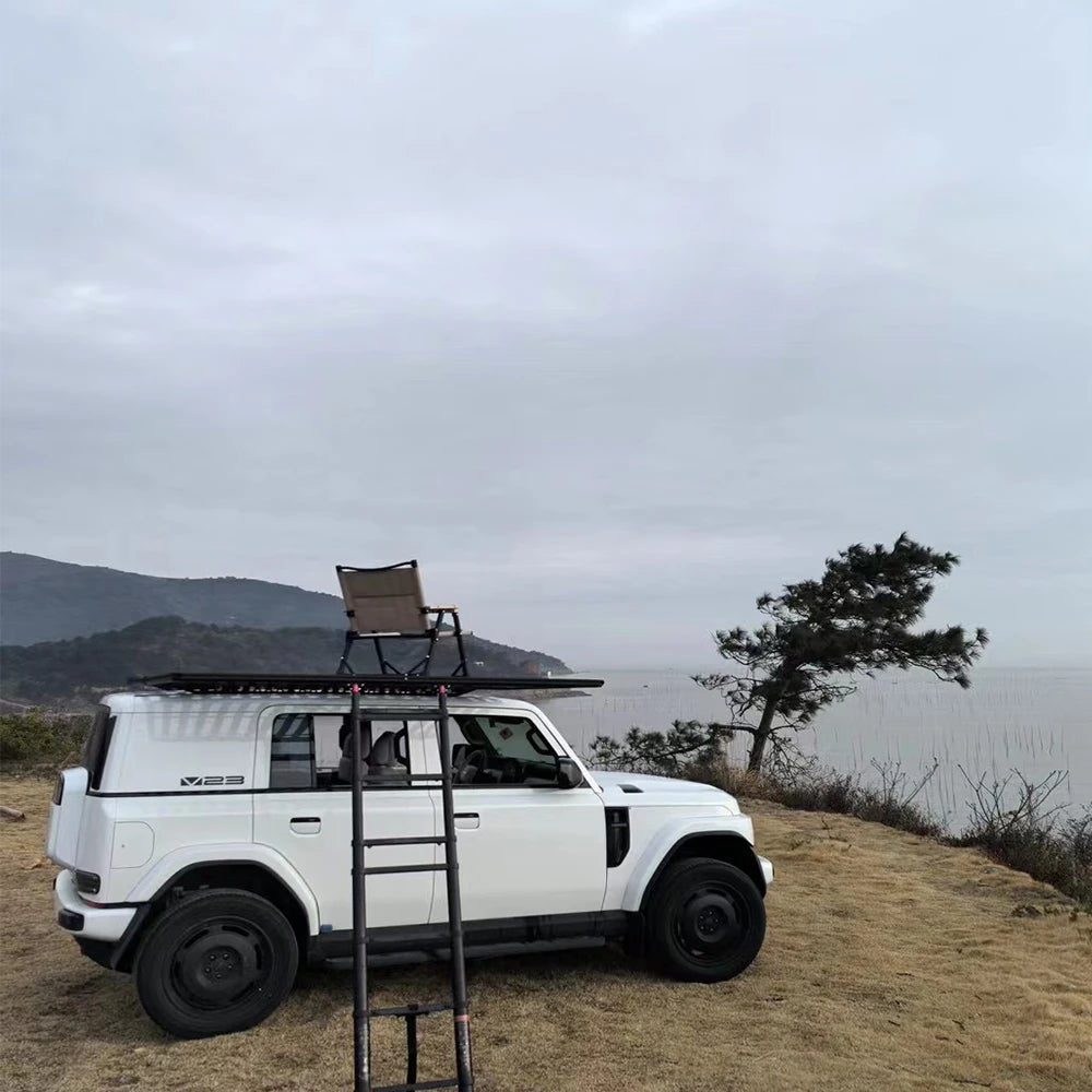 SUV Off-road Vehicle Roof Rack Expansion Platform.