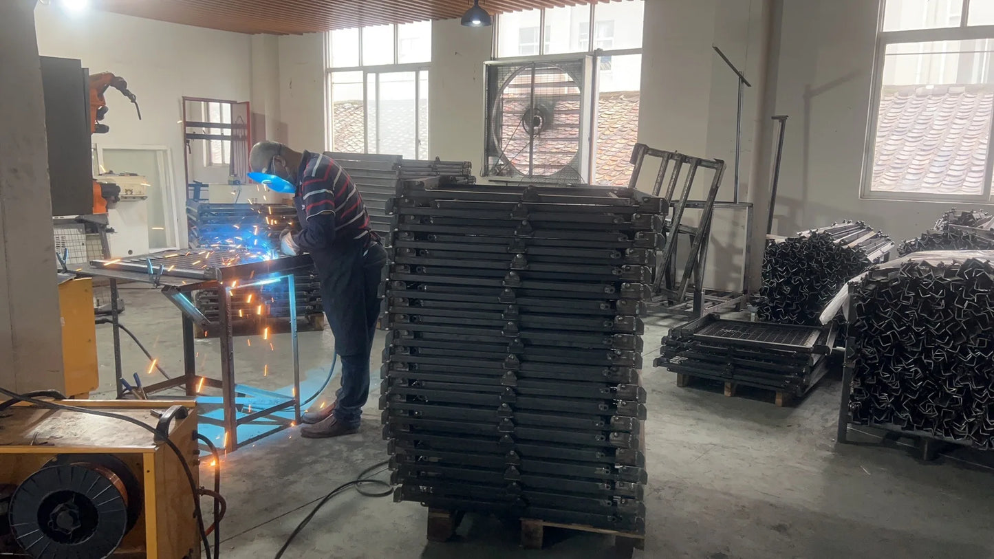 TELLIKA India Jimny 5 Door Accessories Factory Steel Running Boards Side Step Pedal Bars For New Suzuki Jimny 2023 2024