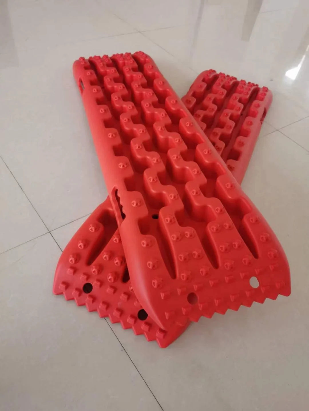 Universal Recovery Traction Boards - Tested by Targa-X and Very Strong.